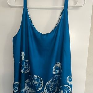 WHITE HOUSE BLACK MARKT reversible top.